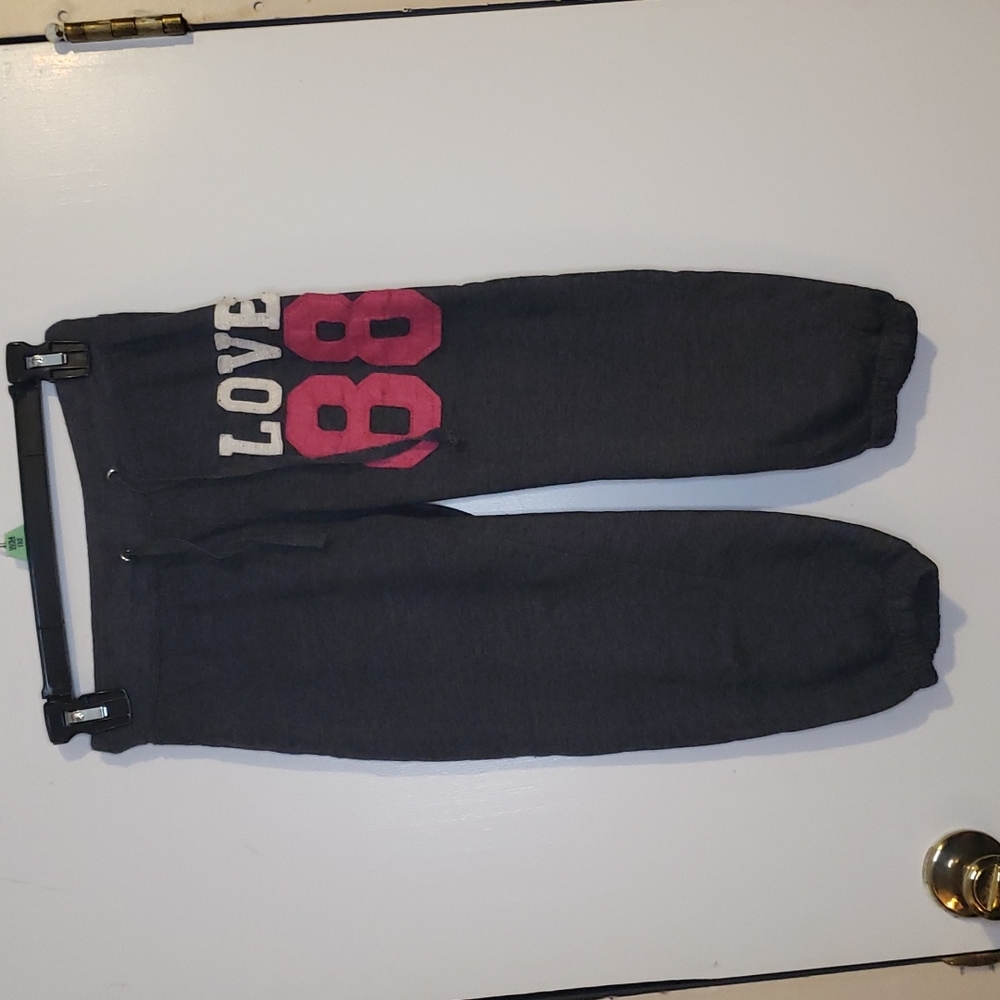 Sz S dark gray Caprice sweatpants